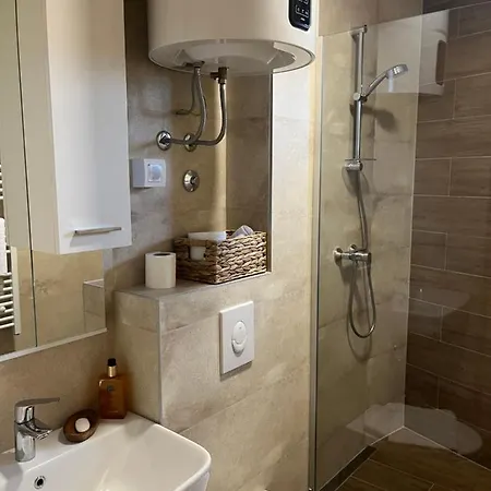 Διαμέρισμα Apartment4two Τζαχορίνα